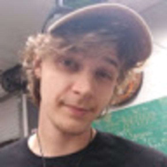 Meet your Posher, Justin - Picture 1 of 1